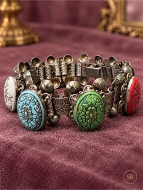 Vintage D&E For Celebrity Moroccan Matrix Glass Book Chain Bracelet Unsigned